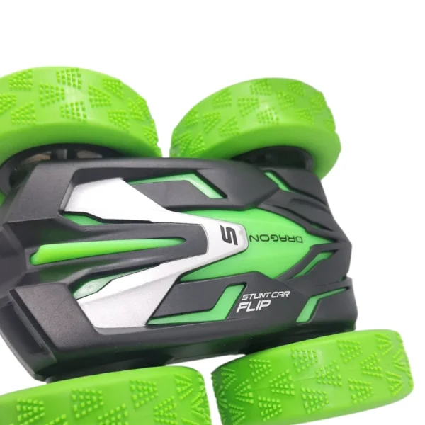 AutoRadio Acrobatico Verde 4 Auto Radio Control Remoto Giro 360 Acrobático Verde