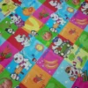 Alfombra Jirafas Letras 15 mm 2 Alfombra Antigolpes Bebe Reversible JIRAFA-LETRAS 200x180 cm y 1,5 cm Grosor