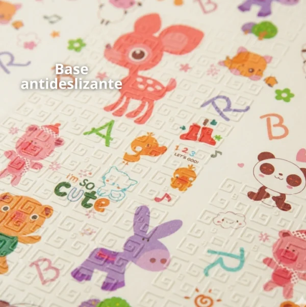 Alfombra Antigolpes Bebe Reversible JIRAFA- ANIMALES LETRAS 150x180 cm y 0,8 cm Grosor