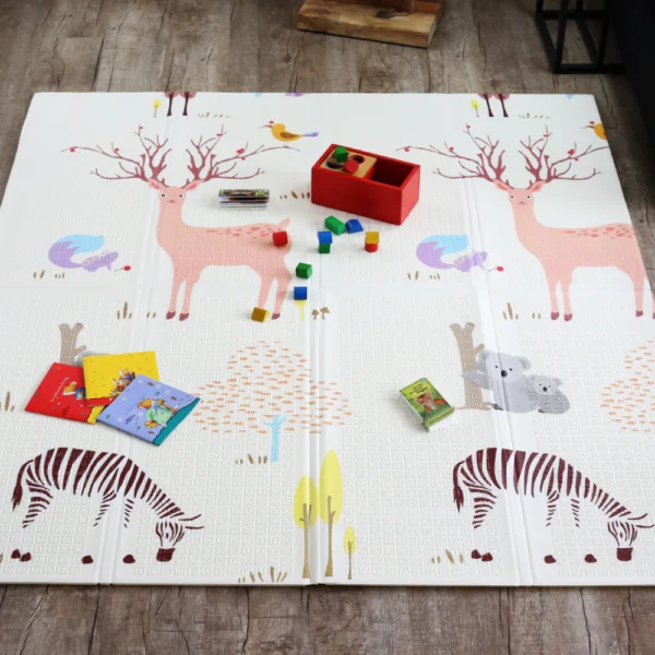 PP08 GATOS Y ANIMALES 2 Alfombra Antigolpes Bebe Reversible GATOS- ANIMALES VARIOS 150x180 cm y 0,8 cm Grosor