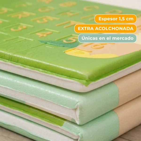 EX006 OSA LEYENDO Y JIRAFA 5 Alfombra Antigolpes Bebe Reversible OSA LEYENDO- JIRAFA 200×180 cm y 1,5 cm Grosor