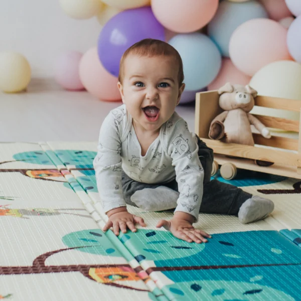 Alfombra Antigolpes Bebe Reversible OSA LEYENDO- JIRAFA 200×180 cm y 1 cm Grosor